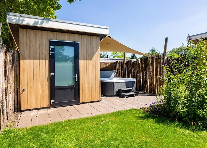 Hébergement de vacances 2 Bedroom In *