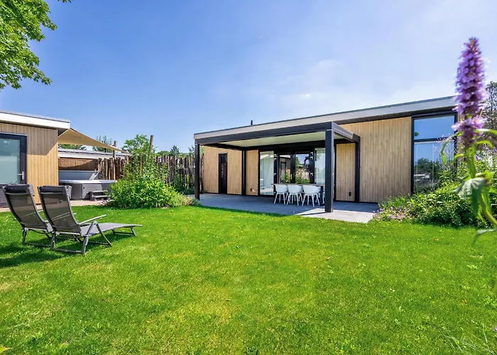 Hébergement de vacances 2 Bedroom In *